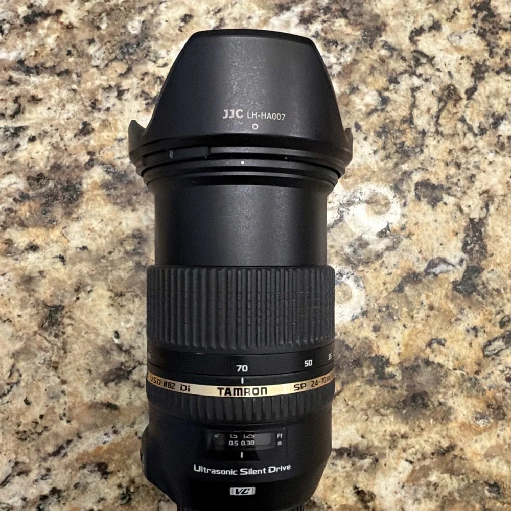 Tamron SP 24-70mm f/2.8 Di VC USD (A007) Lens Canon EF Mount Excellent